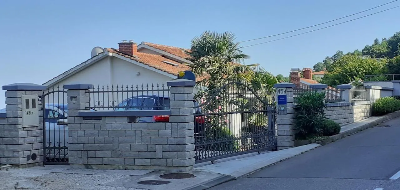 Villa Suzy-Apartments Suzana Lovran 0*,