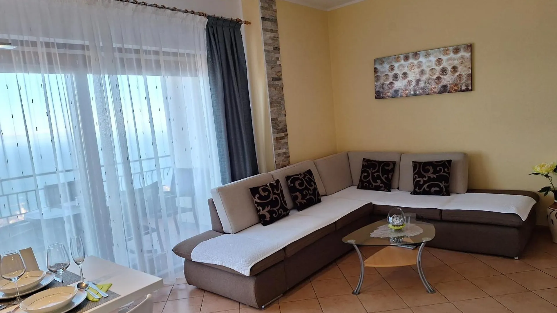 Villa Suzy-Apartments Suzana Lovran