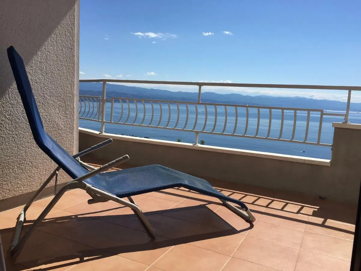 Villa Suzy-Apartments Suzana Lovran Apartment